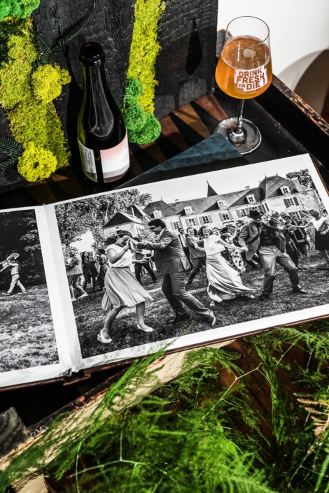High-end wedding photo books in Tuscan leather by Dreambooks Pro and Henri Deroche