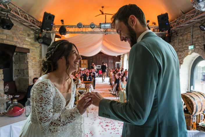 Échange des alliances, mariage en Bretagne